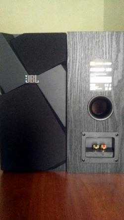 JBL Studio 130  JBL Studio 130