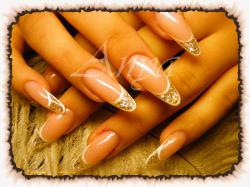 Гелевое наращивание ногтей, маникюр Гелевое наращивание ногтей, маникюр