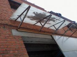 Разборный ангар или здание под демонтаж из бетонных плит б/у  Разборный ангар или здание под демонтаж из бетонных плит б/у