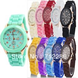 Красочные часы с силиконовым браслетом Красочные часы с силиконовым браслетом