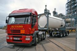  Перевозка автоцистернами и танк-контейнерами наливных жидких грузов