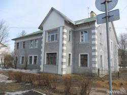 Продам двух комнатную квартиру в Ивангороде