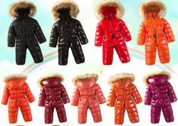 Детские зимние костюмы и комбинезоны Moncler оптом