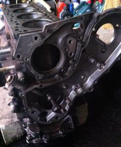 Продам двигатель Ford Продам двигатель Ford