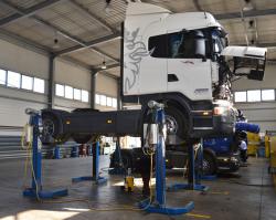  Ремонт и техническое обслуживание грузовиков