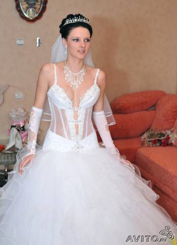 Очень красивое свадебное платье Очень красивое свадебное платье